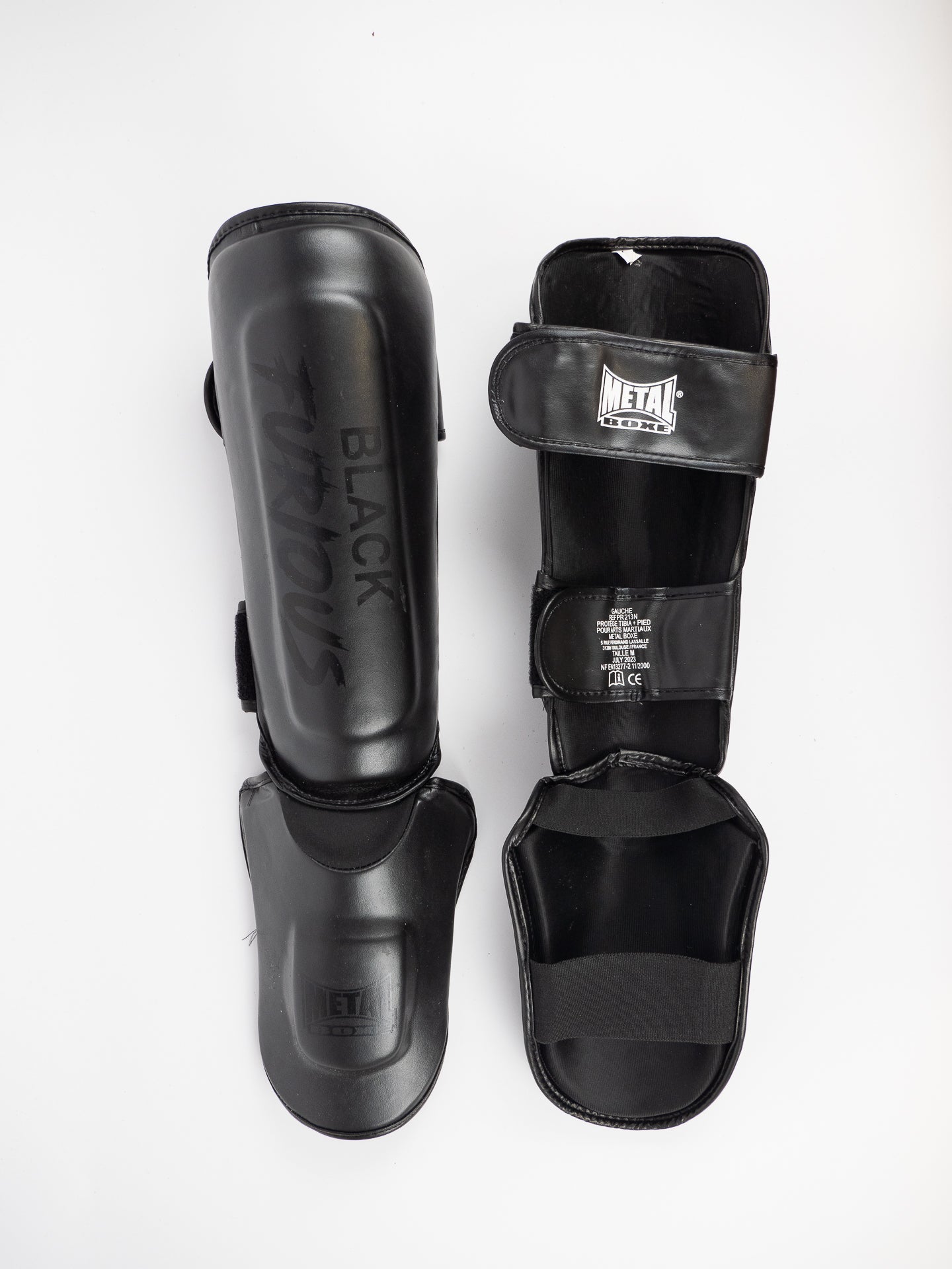 Paratibia Metal Boxe Furious Black – Leichtigkeit und Schutz