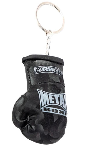 Metal Boxe Boxing Glove Keychain – Passion in Pocket Size