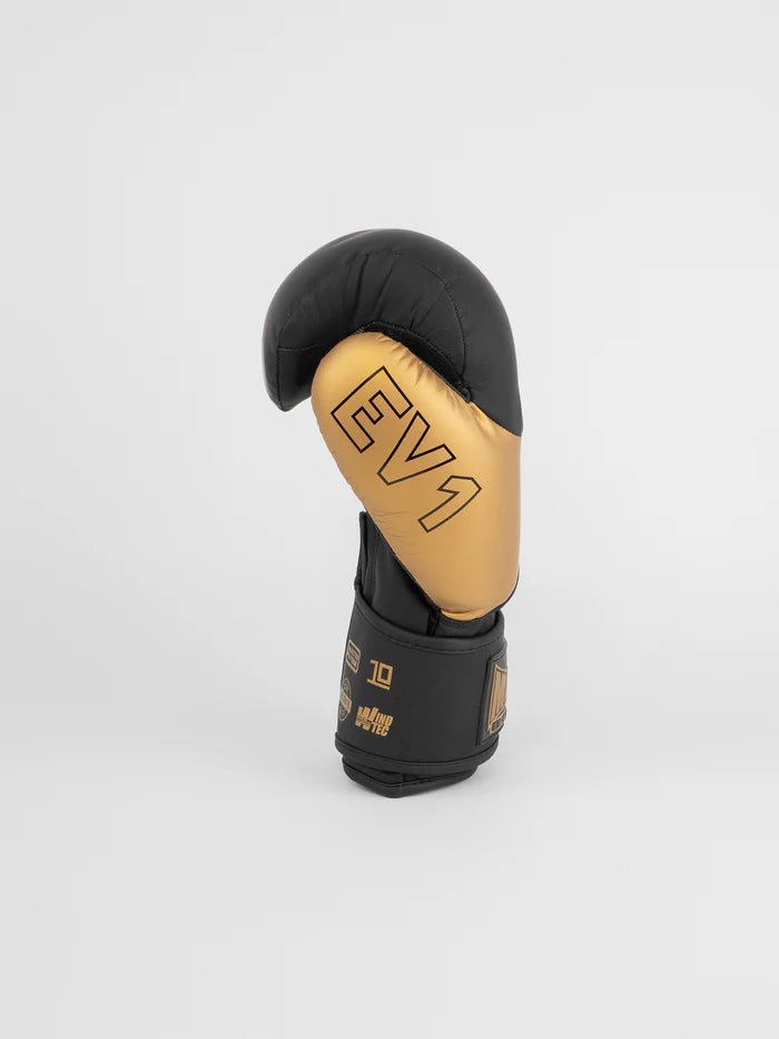 Sidovy av Metal Boxing EV1 svarta guldhandskar, EVOTECH ergonomisk teknikdetalj