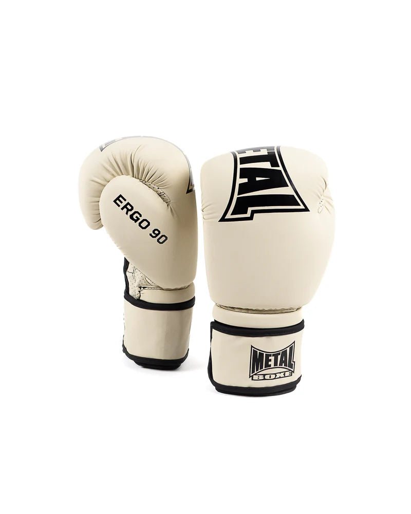 Para beżowych rękawic Metal Boxing Ergo 90, widok z przodu na anatomiczną wyściółkę z wtryskiwanej pianki.