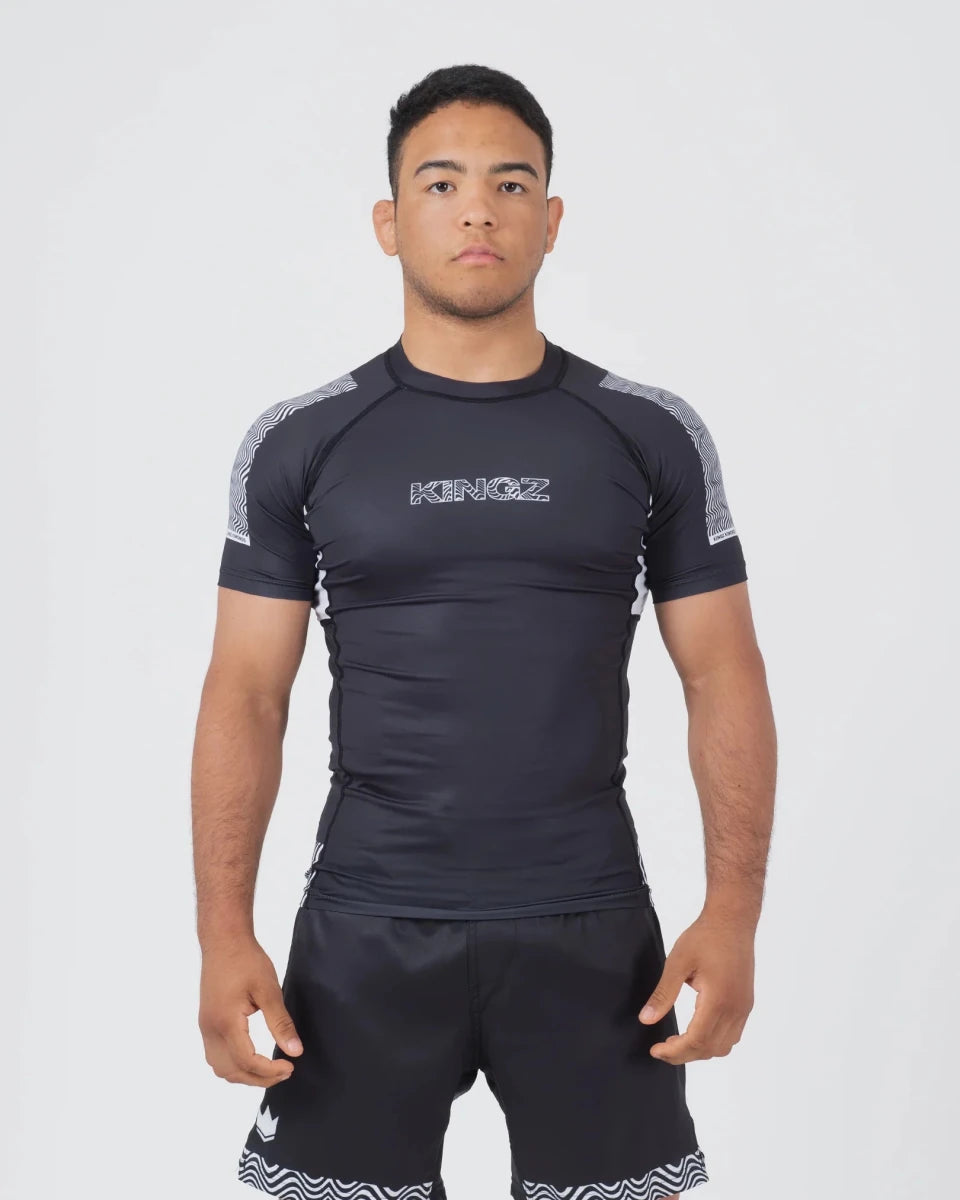 Kingz Flow technische rashguard in zwart en lichtblauw voor Jiu Jitsu en Grappling