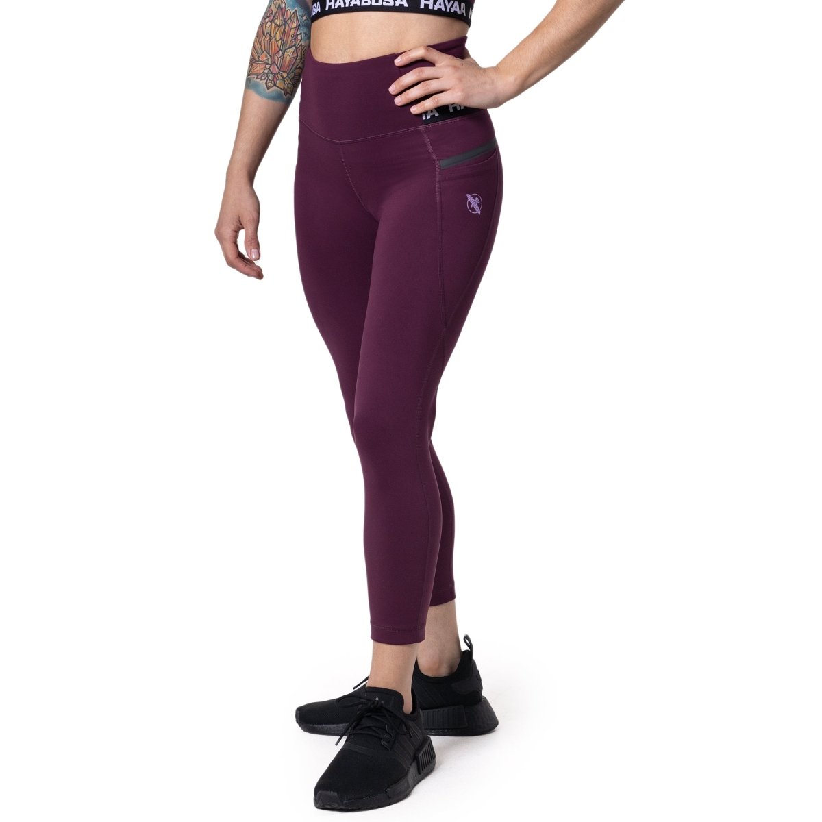 Framifrån av Hayabusa High Rise 3/4-leggings för kvinnor i vinfärg