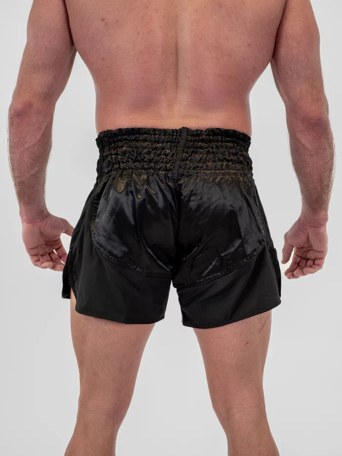 Vedere din spate Pantaloni scurți de kickboxing pentru bărbați Metal Boxing Lumpinee croială ergonomică neagră