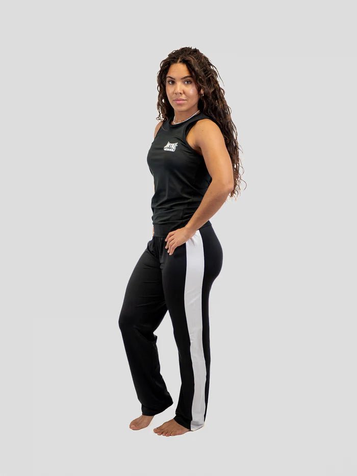 Lycra fabric detail and straight cut French Boxing Metal Boxing trousers black white