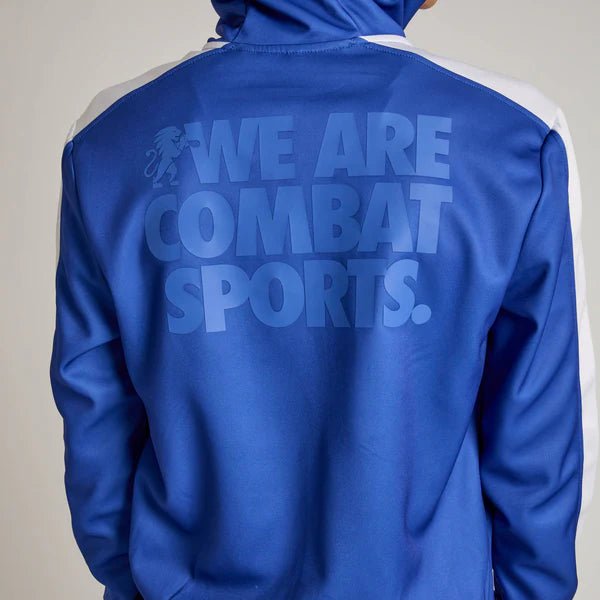 Detail of the zip of the sweatshirt and the texture of the double-knit fabric of the blue Leone Stripe tracksuit