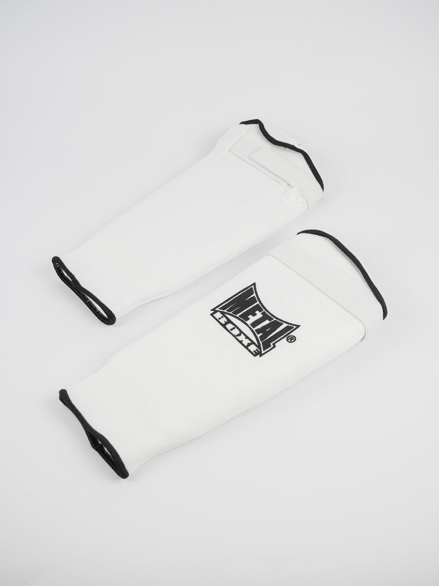 Elastic Cotton Sleeve Shin Guards – Comfort and Protection