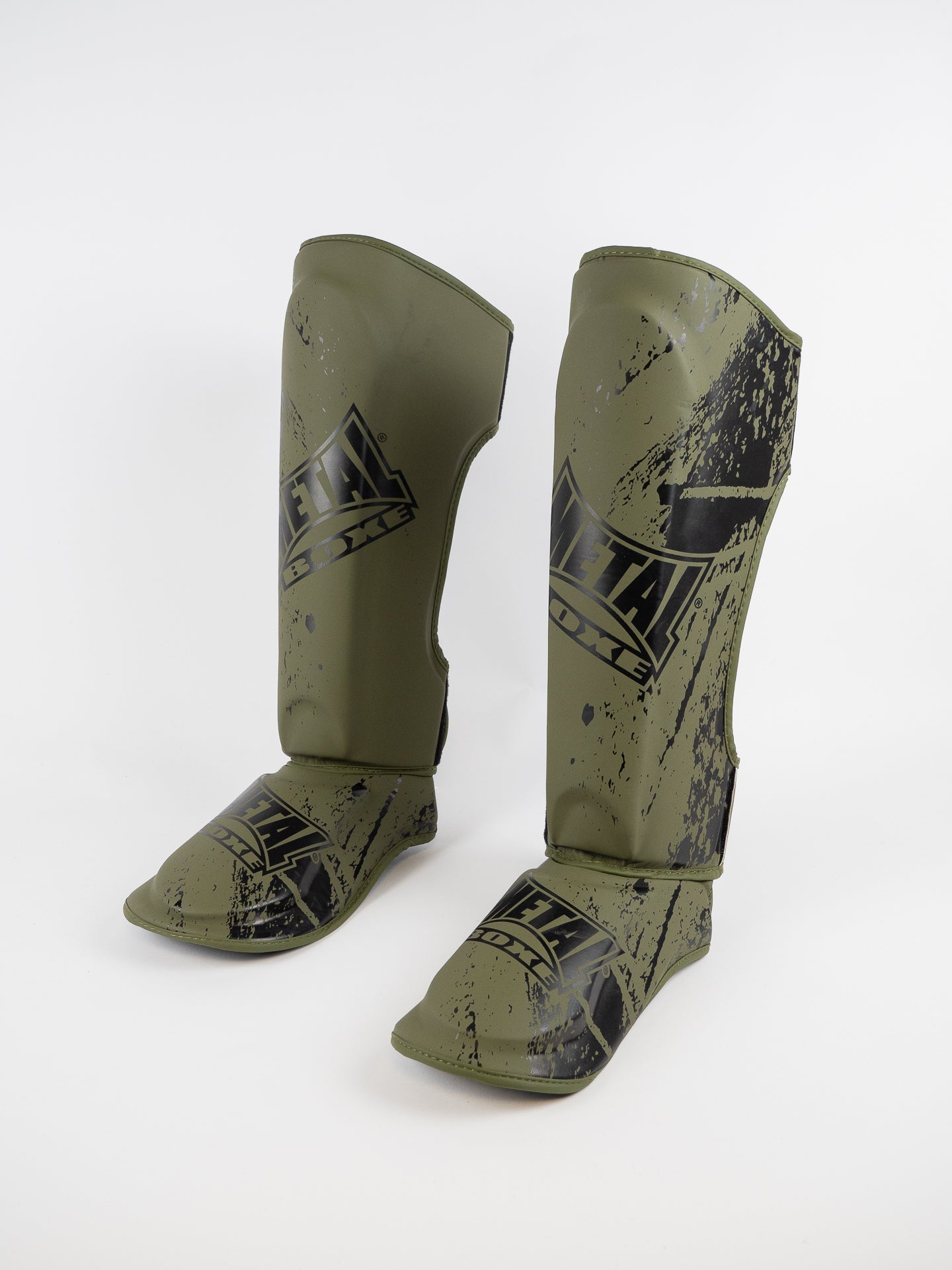 Espinillera con protector de pie Muay Thai Metal Boxe Blade
