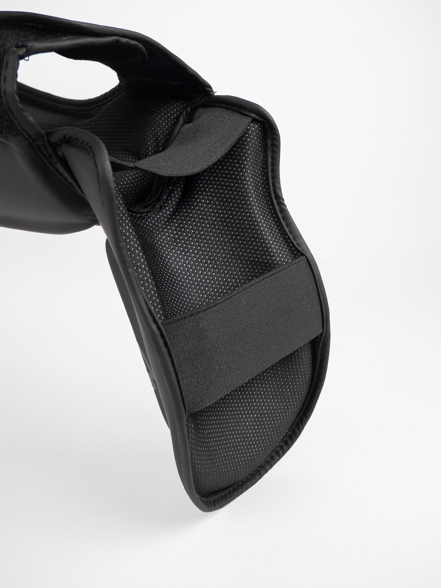 Espinillera con protector de pie Muay Thai Metal Boxe Blade