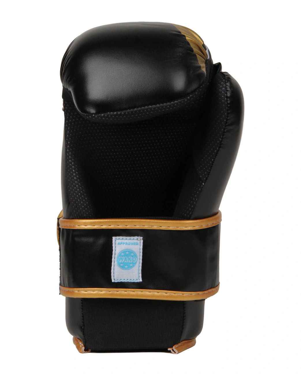 Dettaglio del palmo aperto del guantone da Point Fighting per massima ventilazione e grip