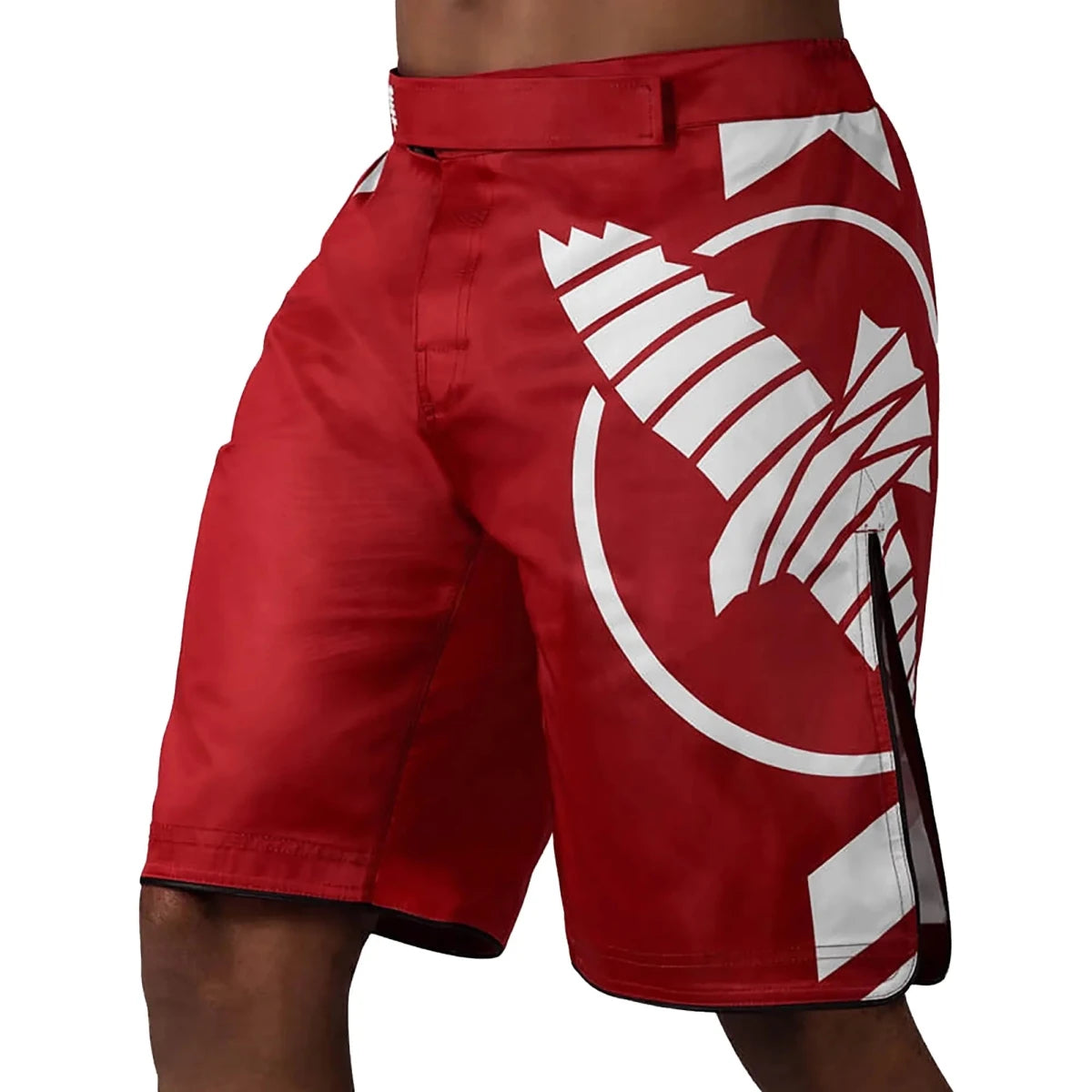 Czerwone spodenki MMA Hayabusa Icon z bezpiecznym systemem zapinania.