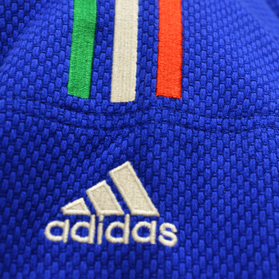 Judogi Adidas J730 IJF Champion III mit dreifarbigen Streifen BLAU