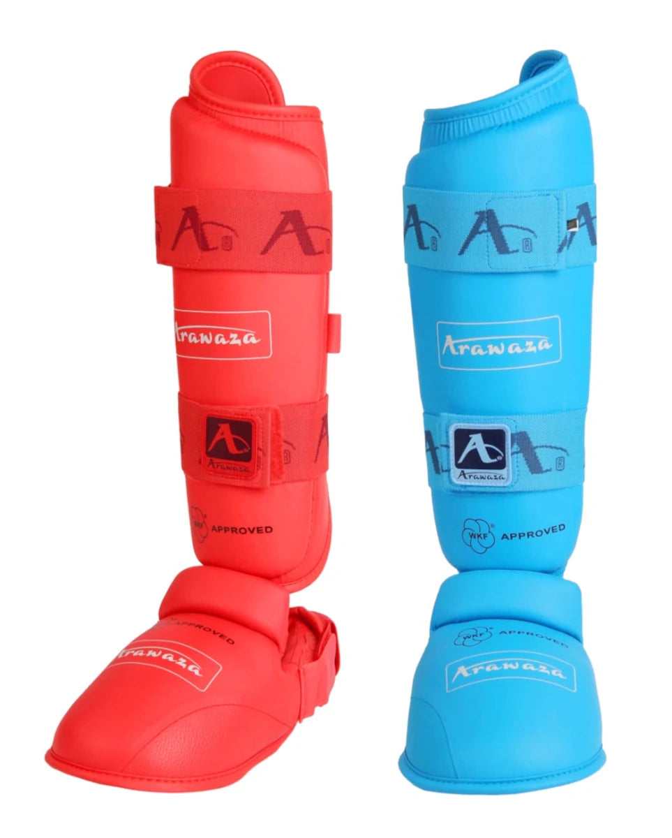 Paire de protège-tibias Karate Arawaza WKF approuvés aux couleurs officielles rouge et bleu